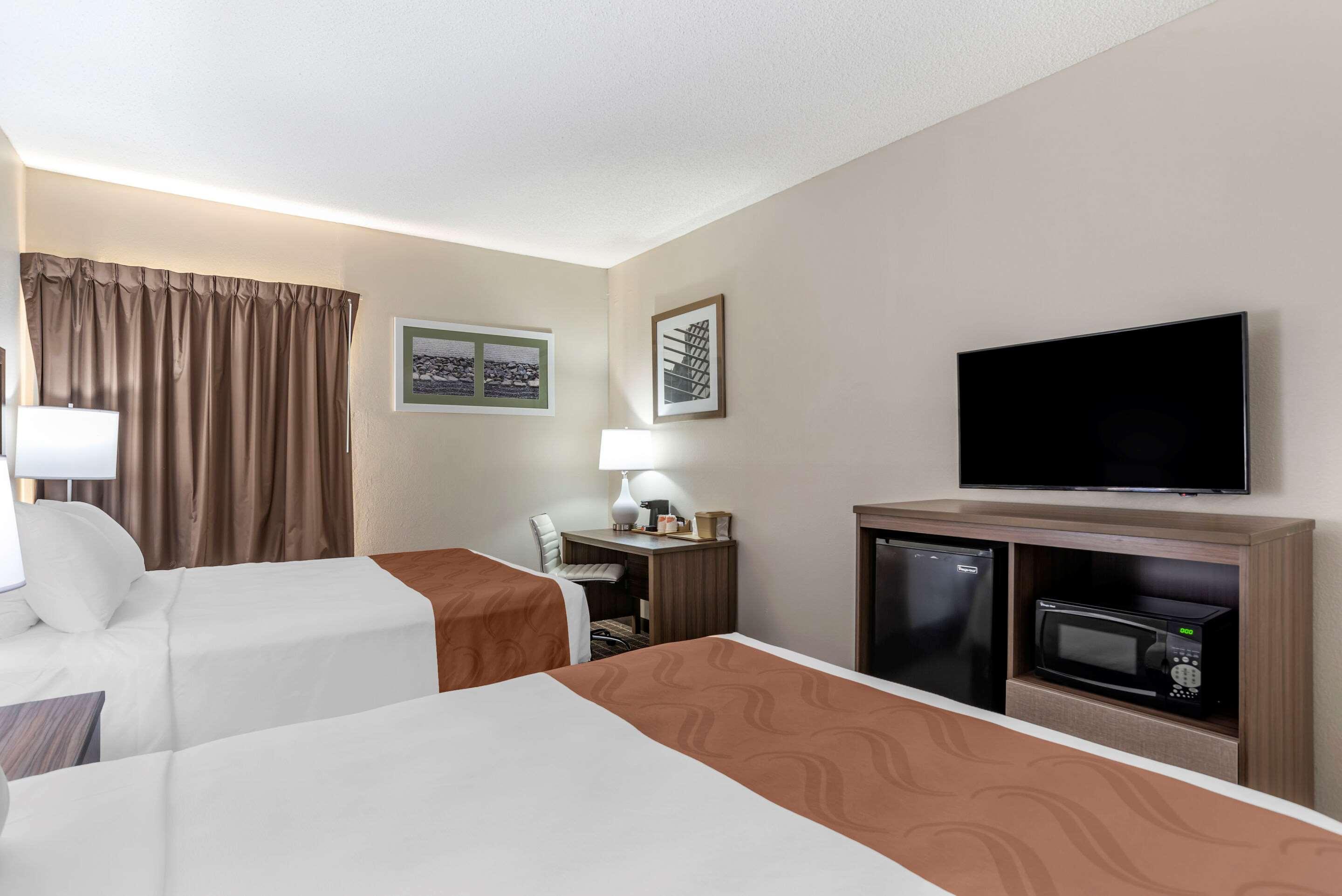 מולטרי Quality Inn מראה חיצוני תמונה