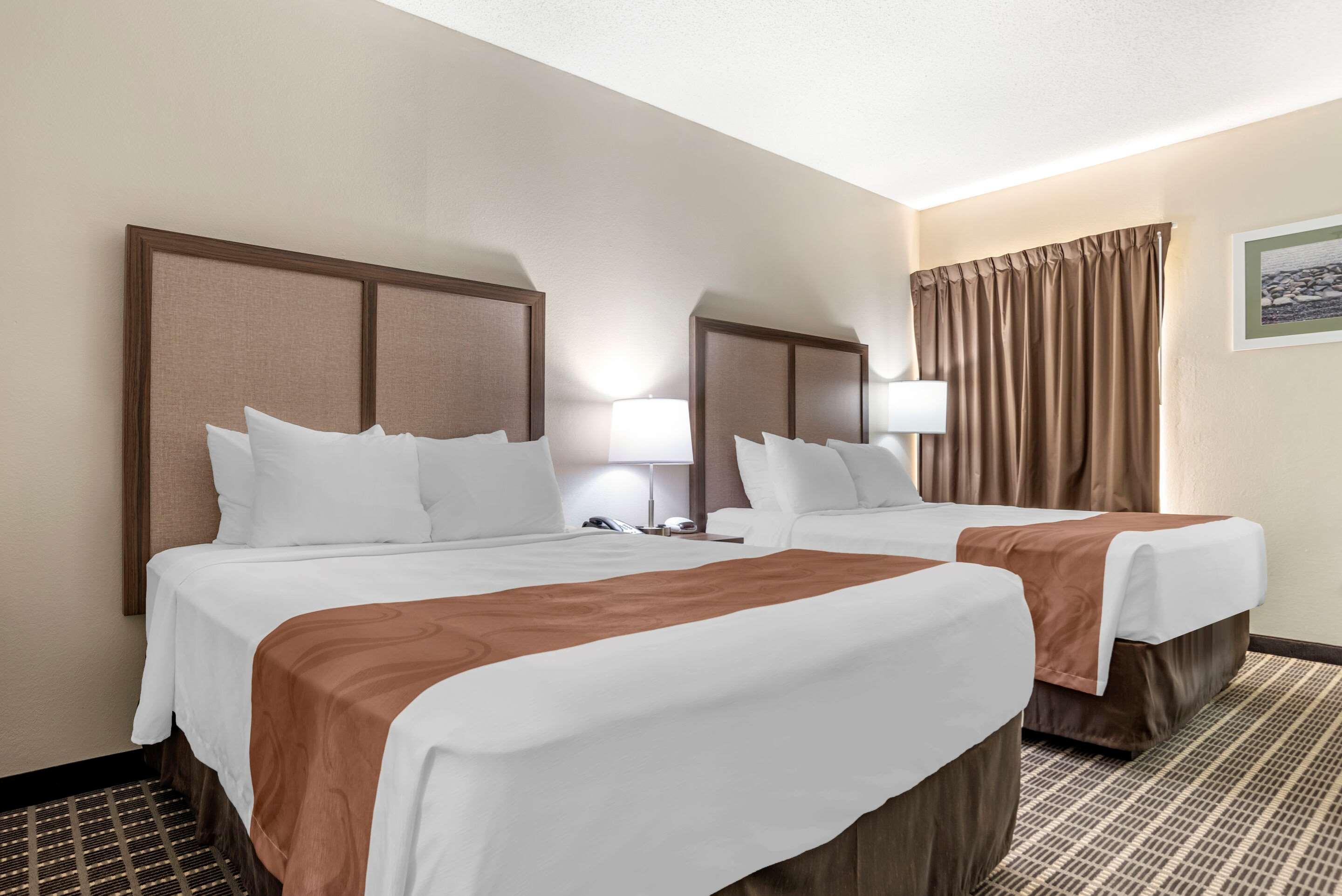 מולטרי Quality Inn מראה חיצוני תמונה