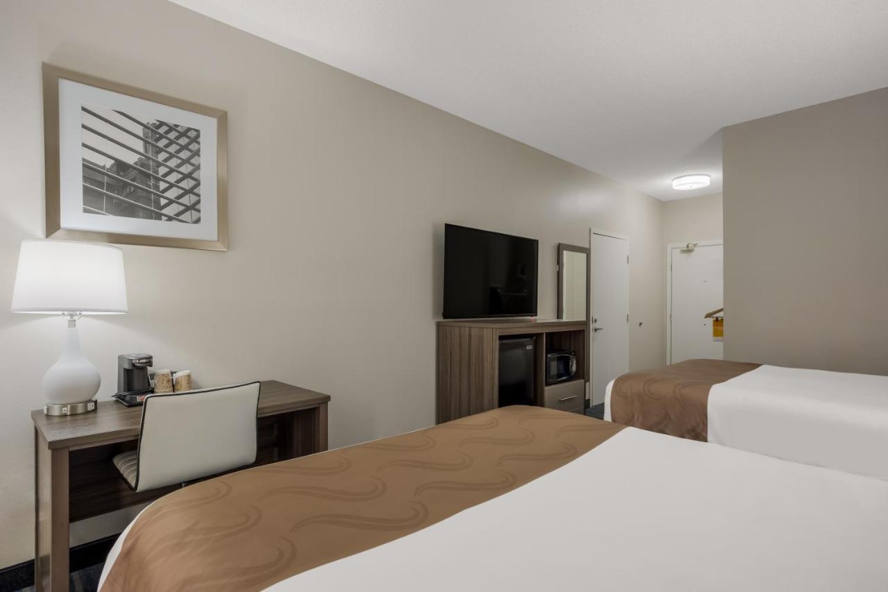 מולטרי Quality Inn מראה חיצוני תמונה